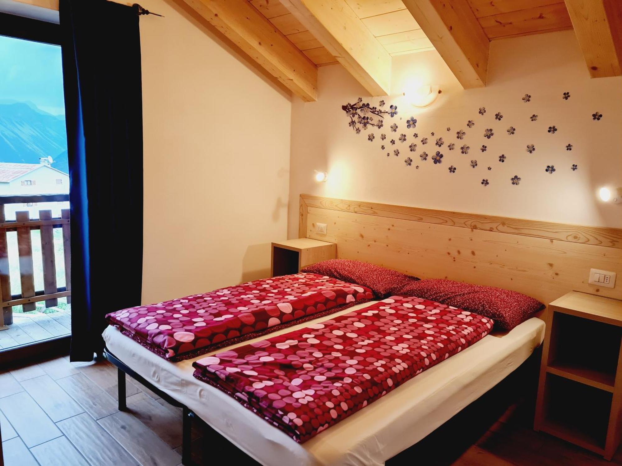 Chalet Selva Isolaccia Exteriör bild